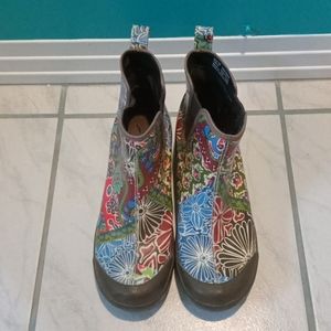 Dansko Vail Floral Rain Boots - size 38 EUR (7.5 US)
